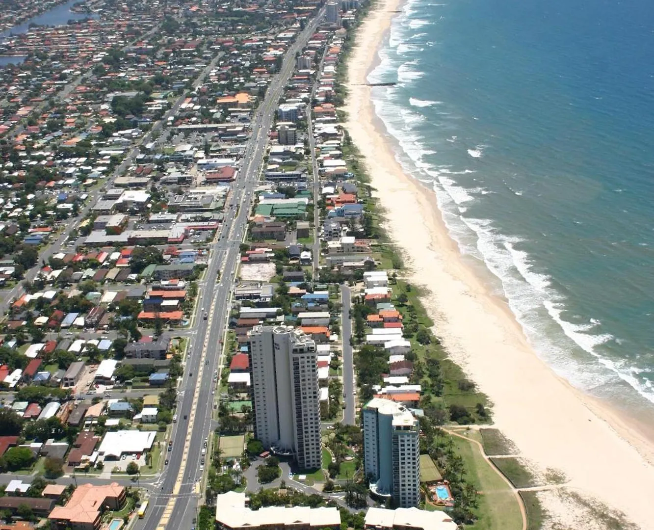 **** Aparthotel Royal Palm Resort On The Beach Palm Beach Australia